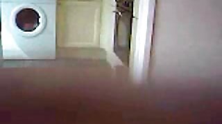 Esmer şehrin manzaraları ile turk evli seks çıplak yürür